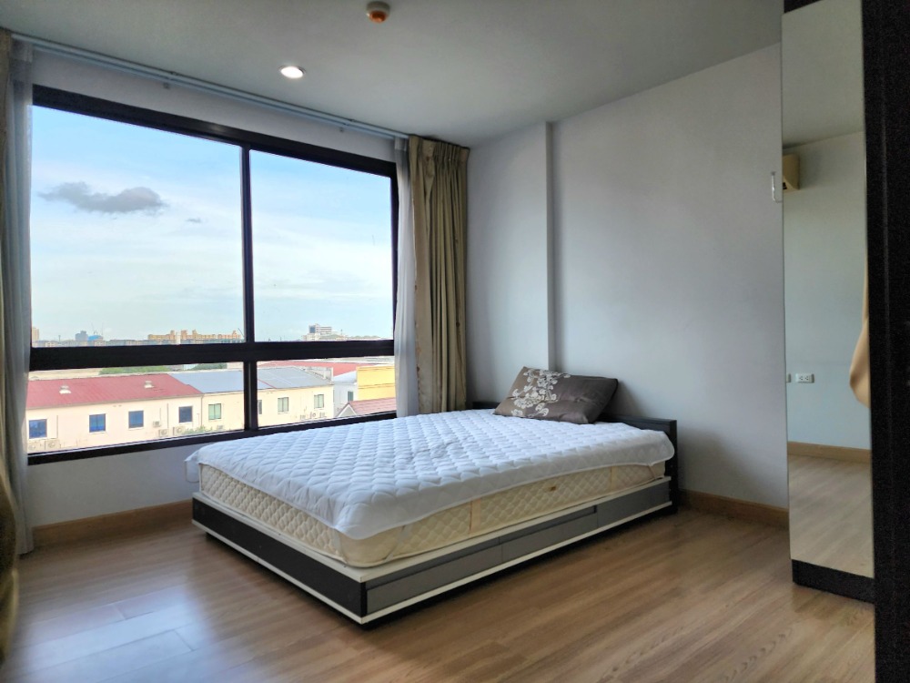 For RentCondoBangna, Bearing, Lasalle : Status as per the cover photo**Room available, east side, 8th floor, topmost, private**For rent, The Niche Mono Bangna, Phase 1, Building B, ready to move in, ready to view.