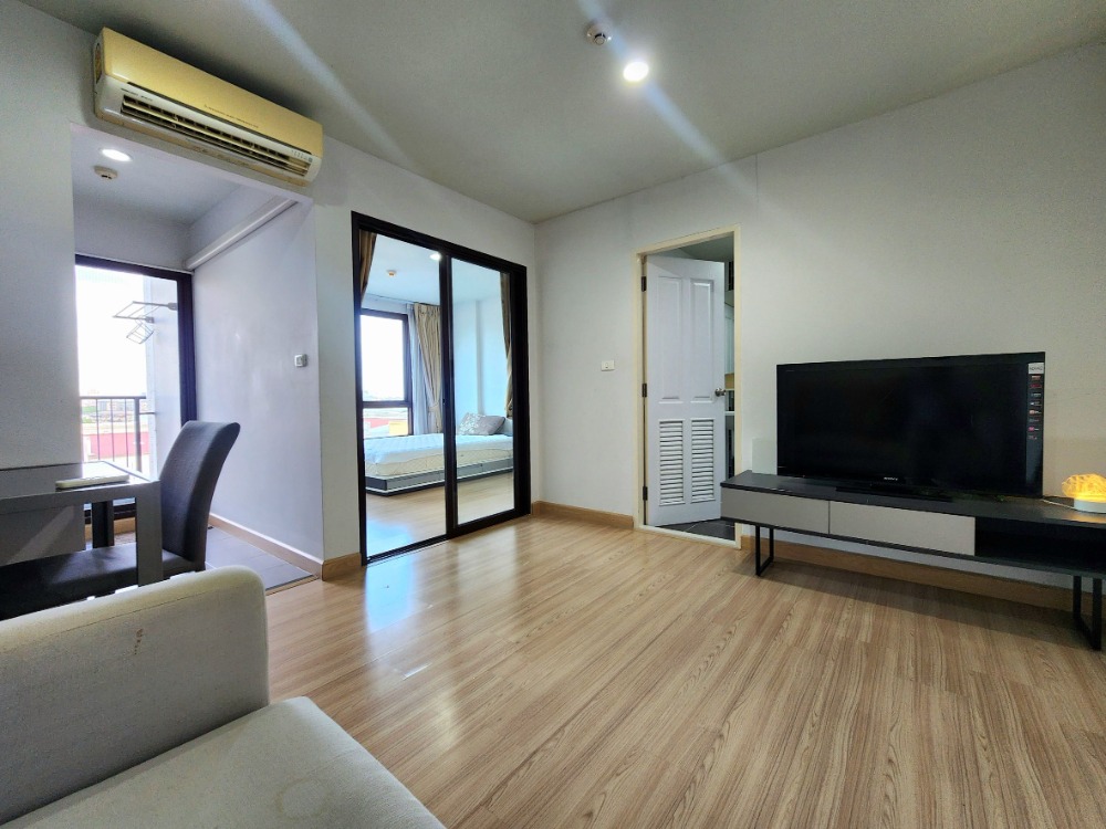 For RentCondoBangna, Bearing, Lasalle : Status as per the cover photo**Room available, east side, 8th floor, topmost, private**For rent, The Niche Mono Bangna, Phase 1, Building B, ready to move in, ready to view.