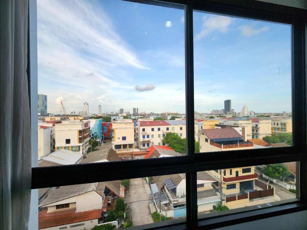 For RentCondoBangna, Bearing, Lasalle : Status as per the cover photo**Room available, east side, 8th floor, topmost, private**For rent, The Niche Mono Bangna, Phase 1, Building B, ready to move in, ready to view.