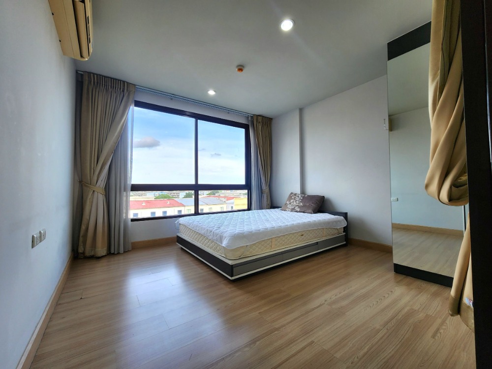 For RentCondoBangna, Bearing, Lasalle : Status as per the cover photo**Room available, east side, 8th floor, topmost, private**For rent, The Niche Mono Bangna, Phase 1, Building B, ready to move in, ready to view.