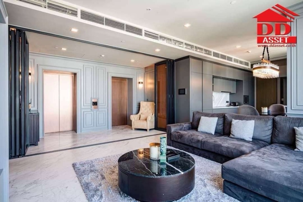 ขายคอนโดสุขุมวิท อโศก ทองหล่อ : For Sale The Monument Thonglor ขาย เดอะ โมนูเมนต์ ทองหล่อ คอนโดหรู ตึกสูงที่สุดในซอยทองหล่อ จากแสนสิริ Code :  C8155