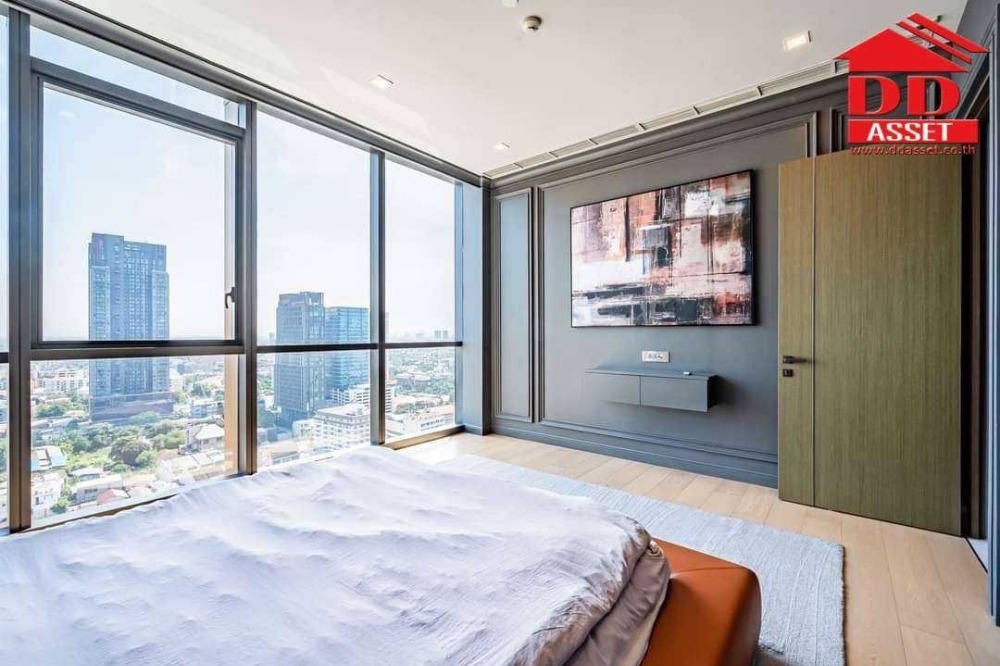 ขายคอนโดสุขุมวิท อโศก ทองหล่อ : For Sale The Monument Thonglor ขาย เดอะ โมนูเมนต์ ทองหล่อ คอนโดหรู ตึกสูงที่สุดในซอยทองหล่อ จากแสนสิริ Code :  C8155