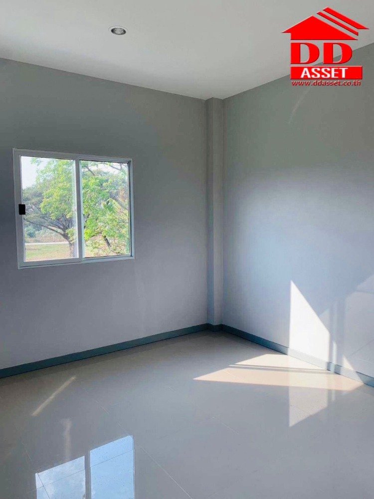 ขายบ้านนครสวรรค์ : ขายบ้านเดี่ยว สไตล์โมเดิร์น 2 ชั้น ตำบลหนองปลิง อำเภอเมือง จังหวัดนครสวรรค์ รหัส : H8079