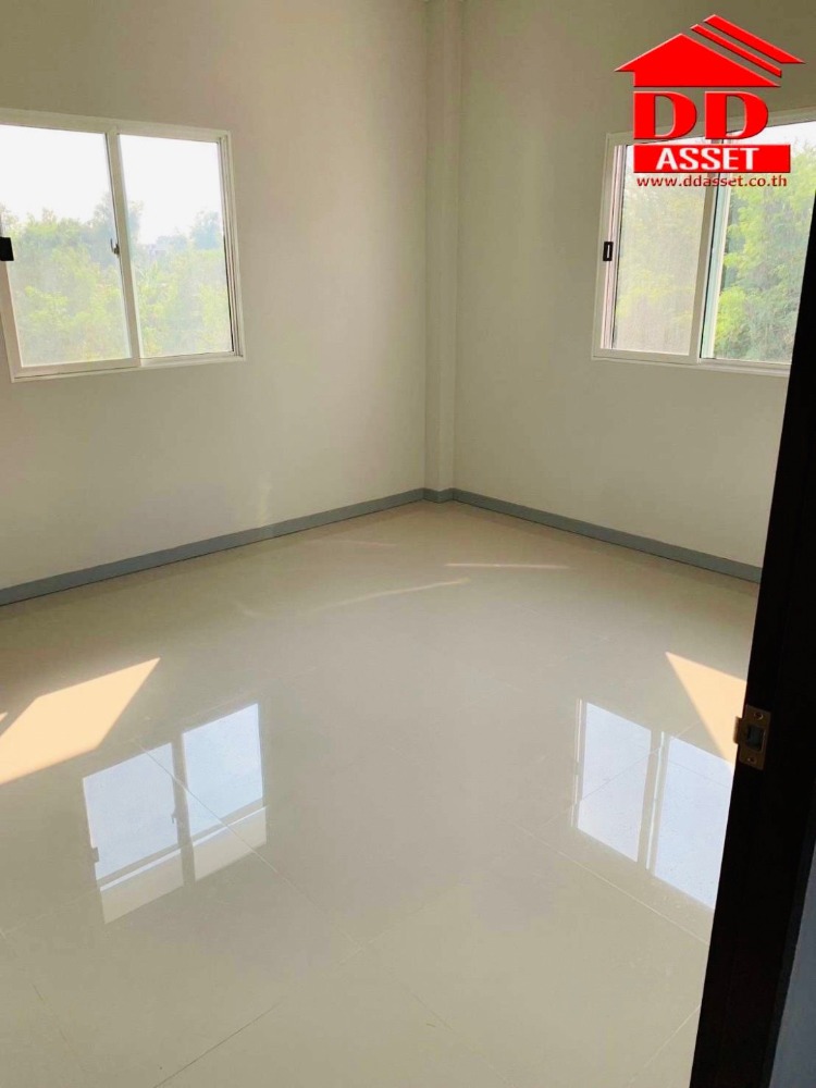 ขายบ้านนครสวรรค์ : ขายบ้านเดี่ยว สไตล์โมเดิร์น 2 ชั้น ตำบลหนองปลิง อำเภอเมือง จังหวัดนครสวรรค์ รหัส : H8079