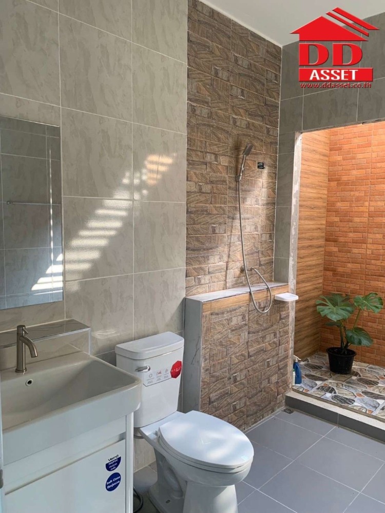 ขายบ้านนครสวรรค์ : ขายบ้านเดี่ยว สไตล์โมเดิร์น 2 ชั้น ตำบลหนองปลิง อำเภอเมือง จังหวัดนครสวรรค์ รหัส : H8079