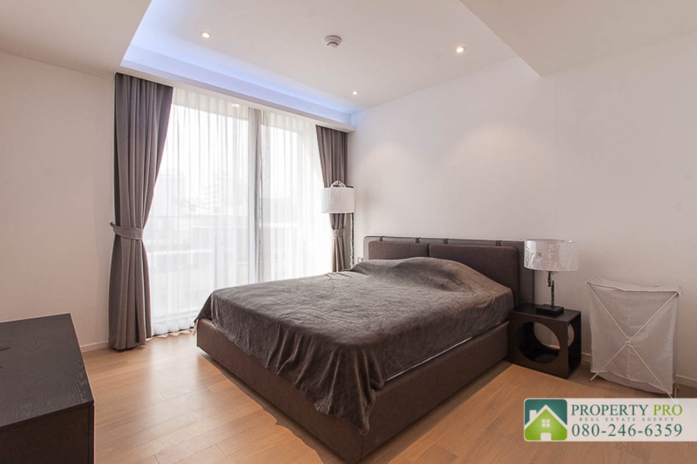 ขายคอนโดนานา : ขาย คอนโด Circle สุขุมวิท 11 แบบ 2 ห้องนอน ขนาด 93 ตรม ห้องสภาพดี เฟอร์นิเจอร์ เครื่องใช้ไฟฟ้าครบ ใกล้ BTS นานา อโศก เพลินจิต : MF24S-018