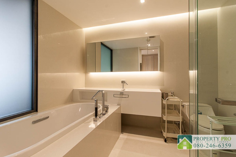 ขายคอนโดนานา : ขาย คอนโด Circle สุขุมวิท 11 แบบ 2 ห้องนอน ขนาด 93 ตรม ห้องสภาพดี เฟอร์นิเจอร์ เครื่องใช้ไฟฟ้าครบ ใกล้ BTS นานา อโศก เพลินจิต : MF24S-018