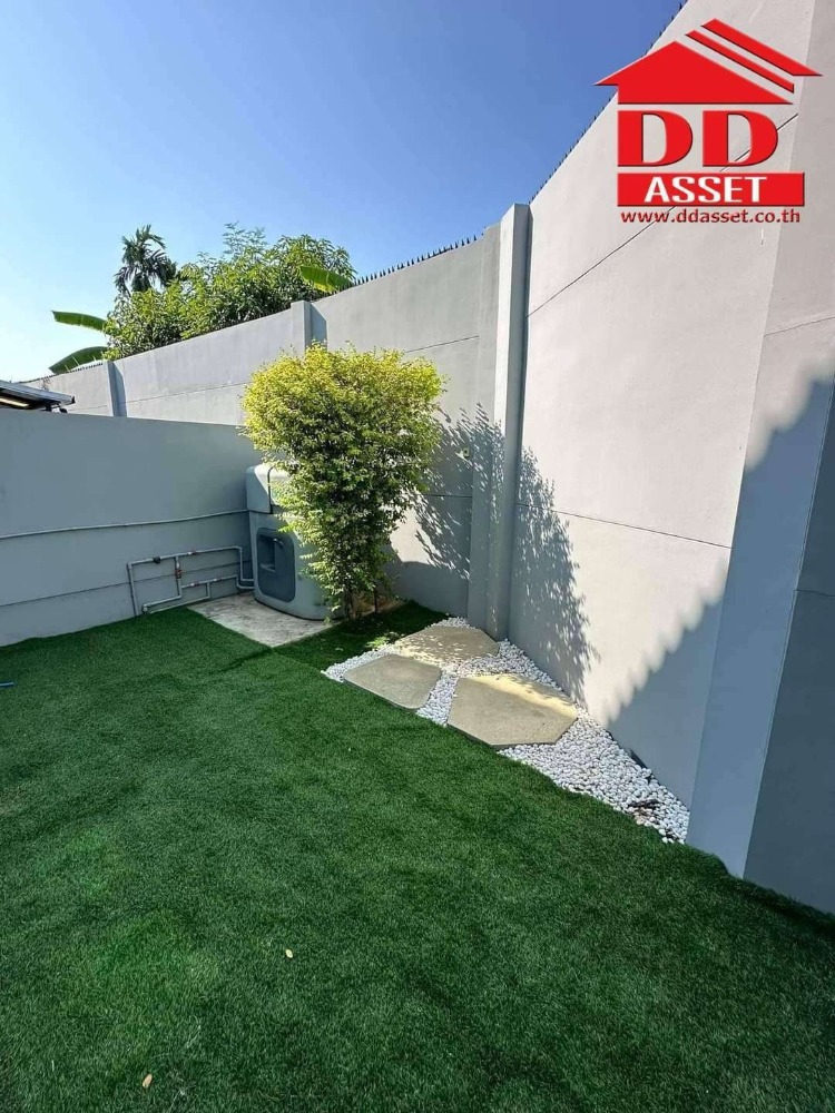 For RentTownhomeBangna, Bearing, Lasalle : For rent Townhome Indy 4 Bangna km.7 For rent Indy 4 Bangna km.7 behind Mega Bangna Code : T8069