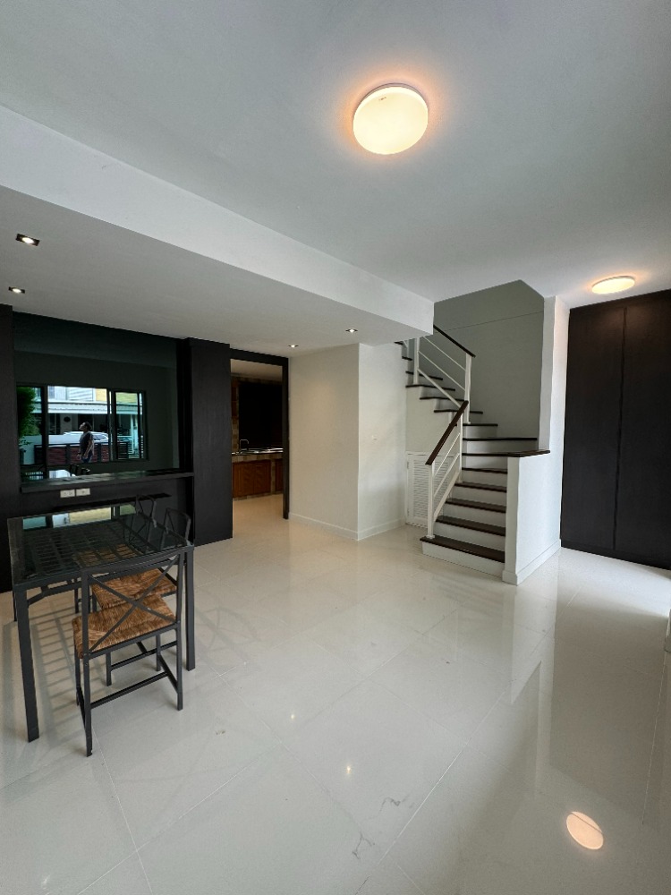 ขายทาวน์โฮมเกษตร นวมินทร์ ลาดปลาเค้า : 💥ขายด่วนทาวน์โฮมรีโนเวทใหม่พร้อมเข้าอยู่ โครงการเดอะคอนเนคเกษตร-นวมินทร์💥