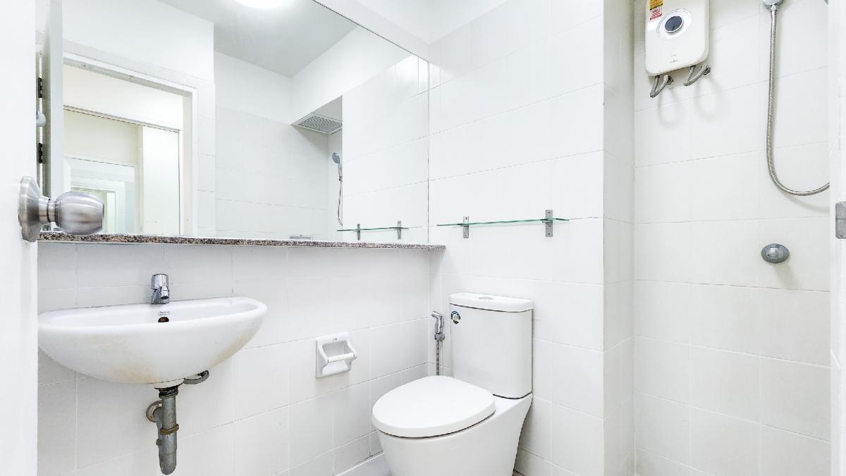 ขายคอนโดพระราม 9 เพชรบุรีตัดใหม่ RCA : ❤ โครงการ I-House RCA ❤ คอนโดพระราม 9 ชั้นสูง วิวโล่ง ทำเลดีขนาดนี้ ไม่ได้มาบ่อยๆนะ‼️