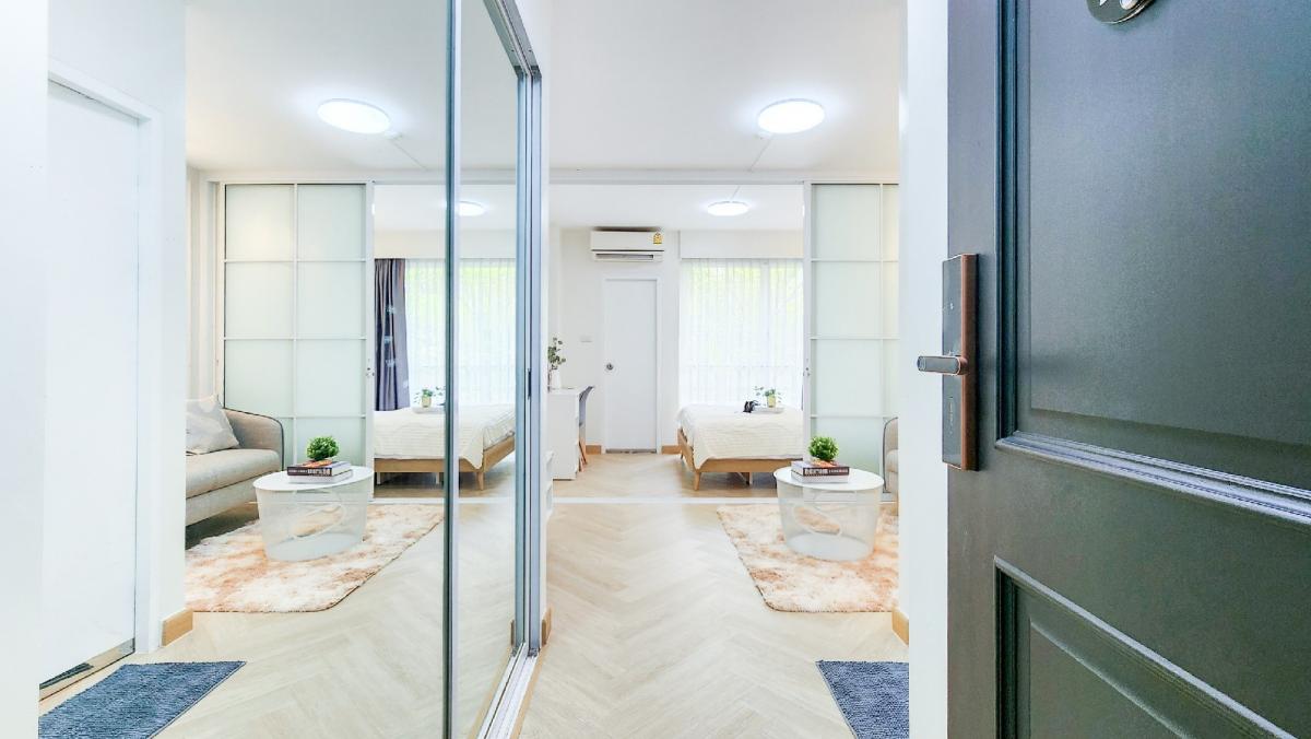 ขายคอนโดพระราม 9 เพชรบุรีตัดใหม่ RCA : ❤ โครงการ I-House RCA ❤ คอนโดพระราม 9 ชั้นสูง วิวโล่ง ทำเลดีขนาดนี้ ไม่ได้มาบ่อยๆนะ‼️