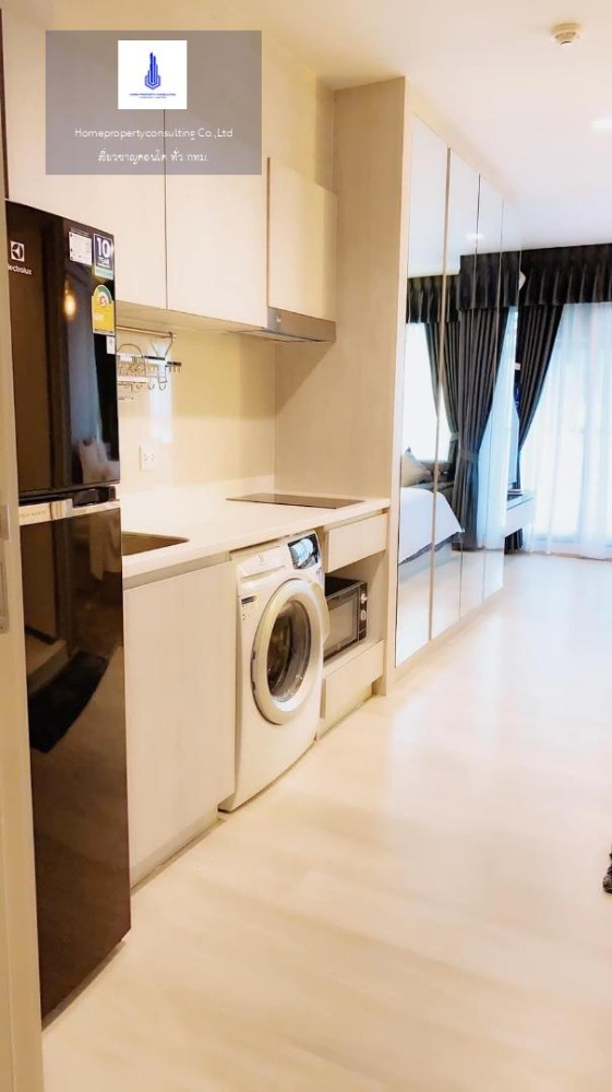 For RentCondoWitthayu, Chidlom, Langsuan, Ploenchit : For rent at Life One Wireless Negotiate and More rooms Line ID: @condo200 (with @)
