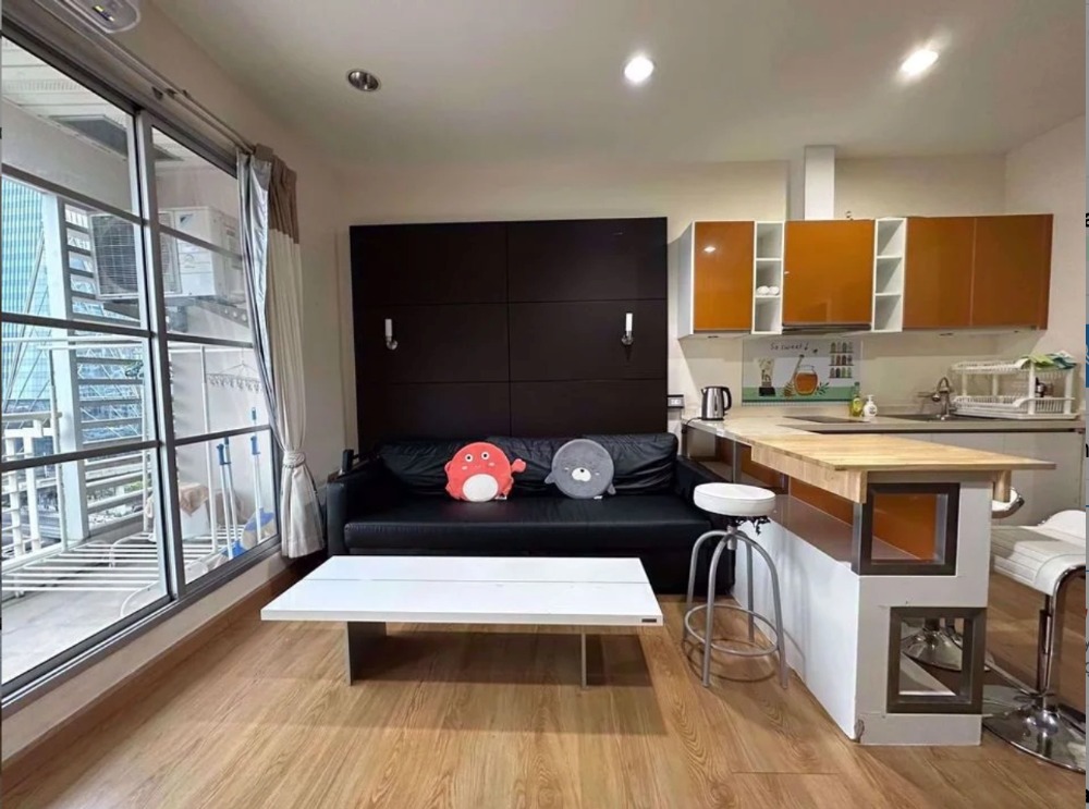 For SaleCondoRatchathewi,Phayathai : Baan Klang Krung Siam 67 sq.m. Eng 中 日 Please add LINE ID @806qphgn o8415o5483