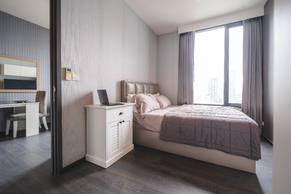 For RentCondoSukhumvit, Asoke, Thonglor : Ready to move in 25 May 25 Edge By Sansiri (Sukhumvit 23) Edge By Sansiri Sukhumvit 23, beautiful room, fully furnished, 11th floor, city view