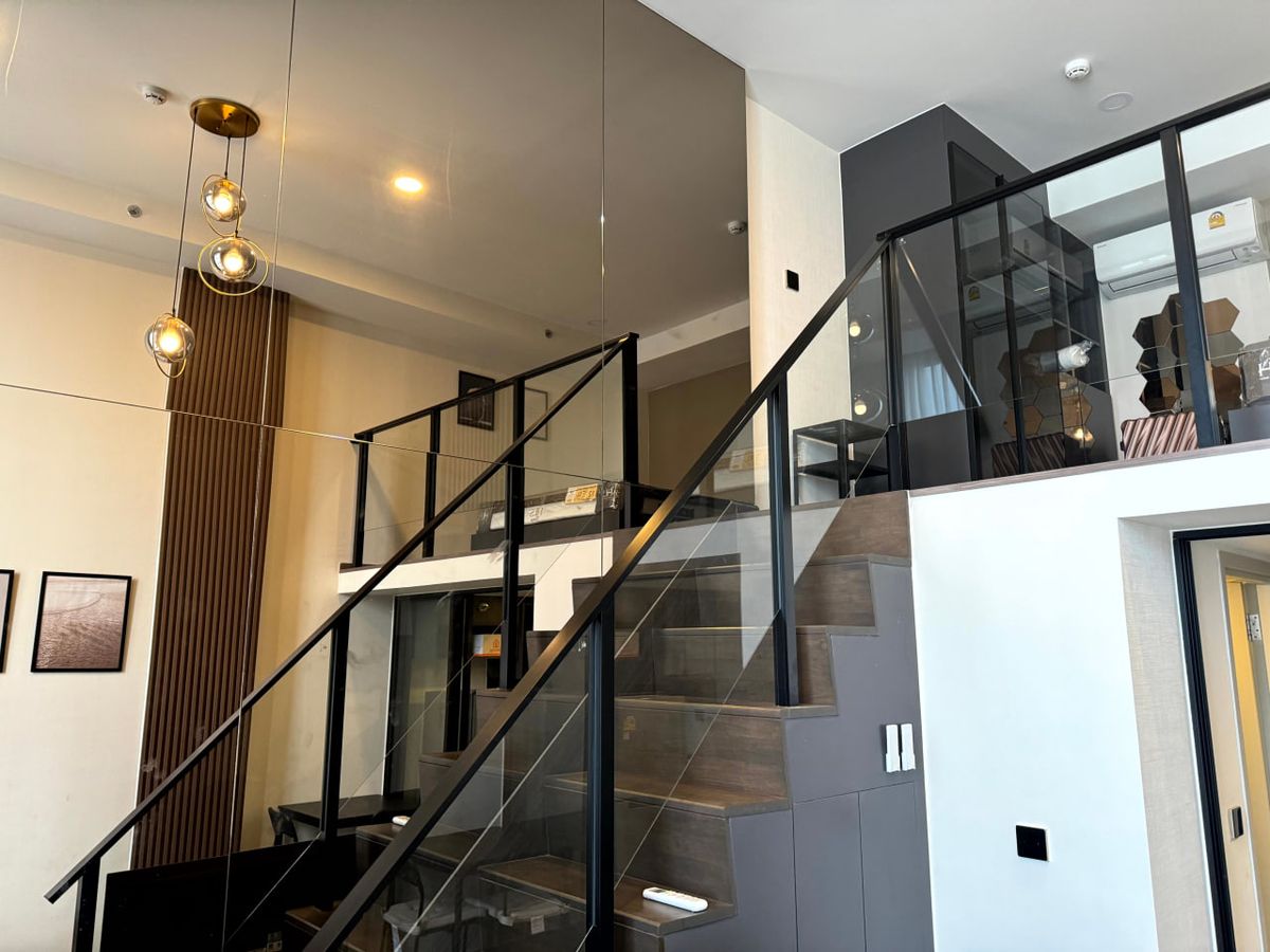 For SaleCondoSiam Paragon ,Chulalongkorn,Samyan : Park Origin Chula - Samyan【𝐑𝐄𝐍𝐓】🔥Loft room, modern style, modern, complete with furniture/appliances. Near MRT Samyan Line Id: @hacondo