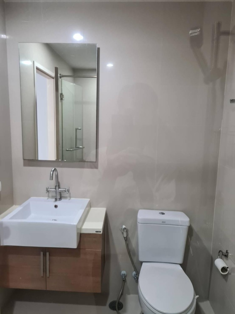 For SaleCondoWongwianyai, Charoennakor : S-HTS107 Condo for sale, Hive Taksin, 21st floor, city view, corner room, 49.1 sq m., 1 bedroom, 1 bathroom, 4.5million 064-959-8900