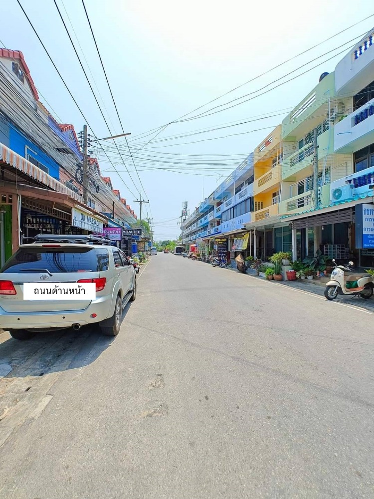 For SaleHouseCha-am Phetchaburi : House with land, 141.9 sq m, next to a hotel, near Cha-am-Hua Hin beach.