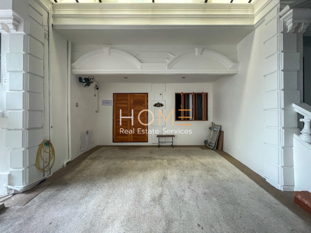 For SaleTownhomeSukhumvit, Asoke, Thonglor : Townhome Sukhumvit 49/13 / 3 bedrooms (for sale), Townhome Sukhumvit 49/13 / 3 Bedrooms (FOR SALE) PALM787