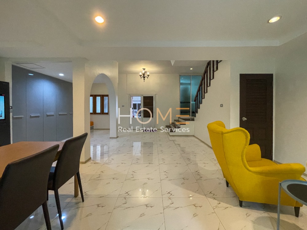 For SaleTownhomeSukhumvit, Asoke, Thonglor : Townhome Sukhumvit 49/13 / 3 bedrooms (for sale), Townhome Sukhumvit 49/13 / 3 Bedrooms (FOR SALE) PALM787
