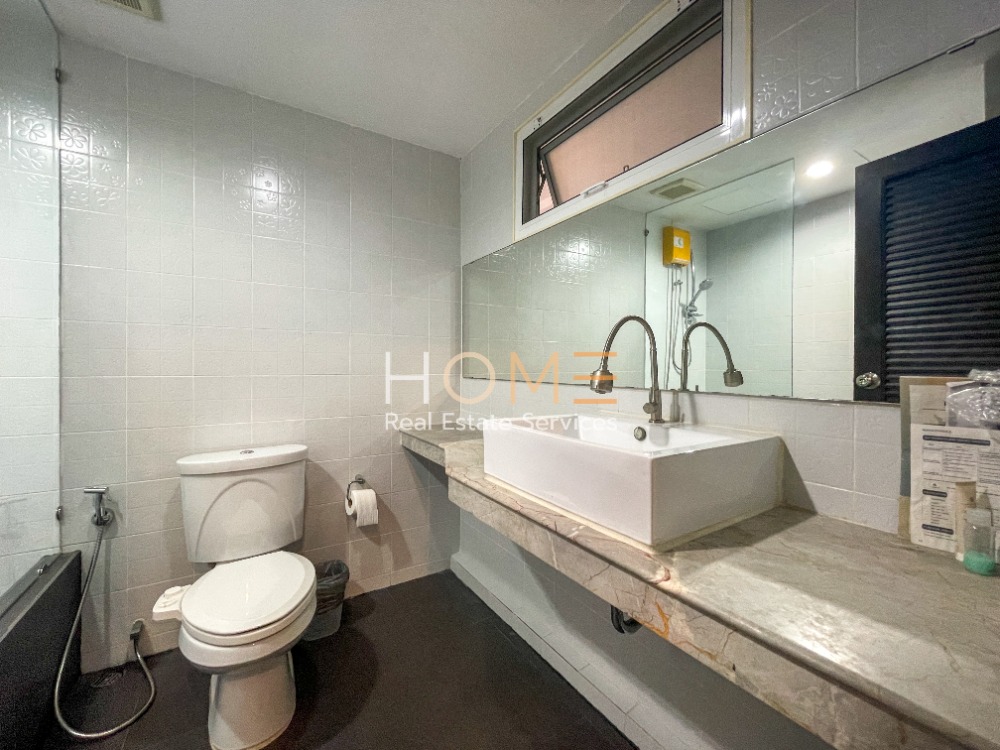For SaleTownhomeSukhumvit, Asoke, Thonglor : Townhome Sukhumvit 49/13 / 3 bedrooms (for sale), Townhome Sukhumvit 49/13 / 3 Bedrooms (FOR SALE) PALM787