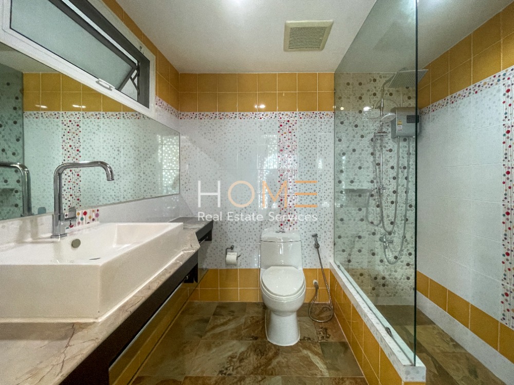 For SaleTownhomeSukhumvit, Asoke, Thonglor : Townhome Sukhumvit 49/13 / 3 bedrooms (for sale), Townhome Sukhumvit 49/13 / 3 Bedrooms (FOR SALE) PALM787