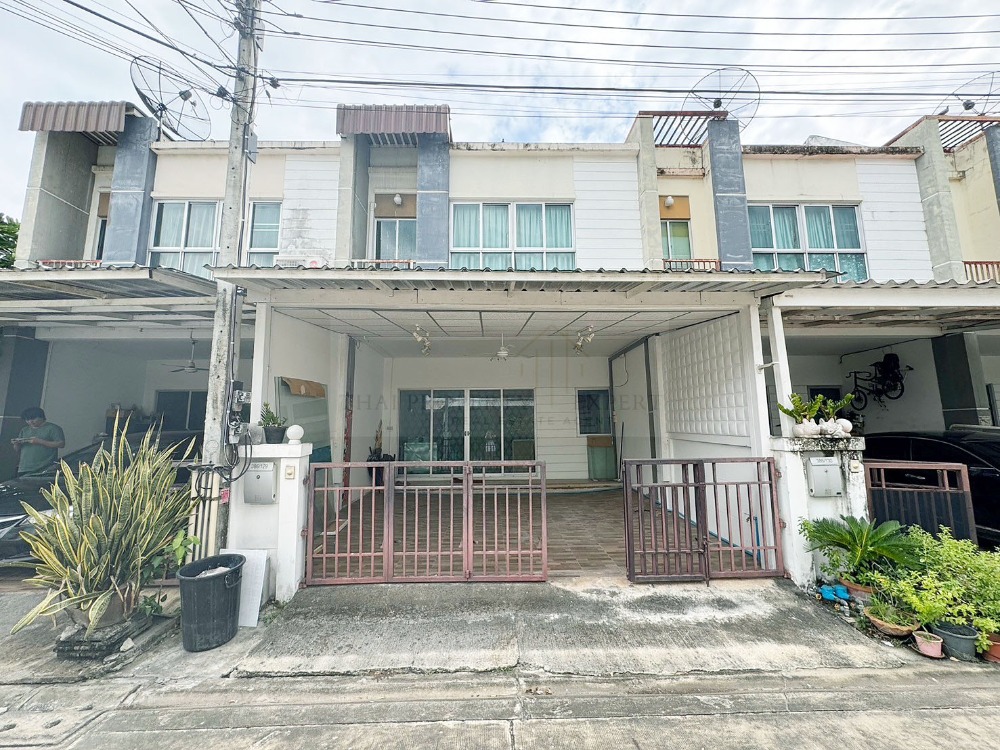 ขายทาวน์โฮมลาดกระบัง สุวรรณภูมิ : ขาย ทาวน์เฮ้าส์ นาราทาวน์ วงแหวน - บางนา 3 นอน 2 น้ำ 🔥Hot Price! ราคาดีที่สุดในโครงการ🔥 ใกล้ Mega Bangna