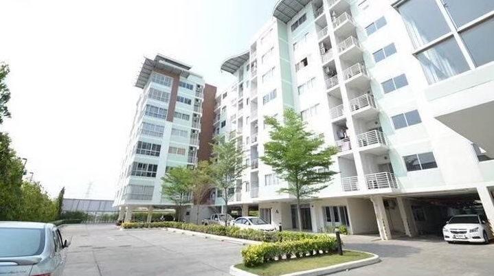 For RentCondoPattanakan, Srinakarin : For rent: The Season Srinakarin, has washing machine, corner room, call 0999983897