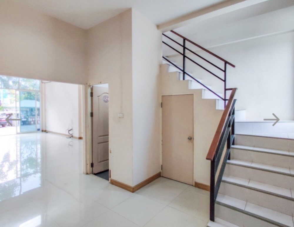 For SaleHome OfficeMin Buri, Romklao : S-OKUT101 Home office for sale, Soi Kheha Romklao 45, size 18 sq m., usable area 79 sq m., 4 bedrooms, 4 bathrooms, 6.9 million 064-959-8900