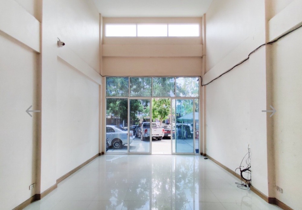For SaleHome OfficeMin Buri, Romklao : S-OKUT101 Home office for sale, Soi Kheha Romklao 45, size 18 sq m., usable area 79 sq m., 4 bedrooms, 4 bathrooms, 6.9 million 064-959-8900