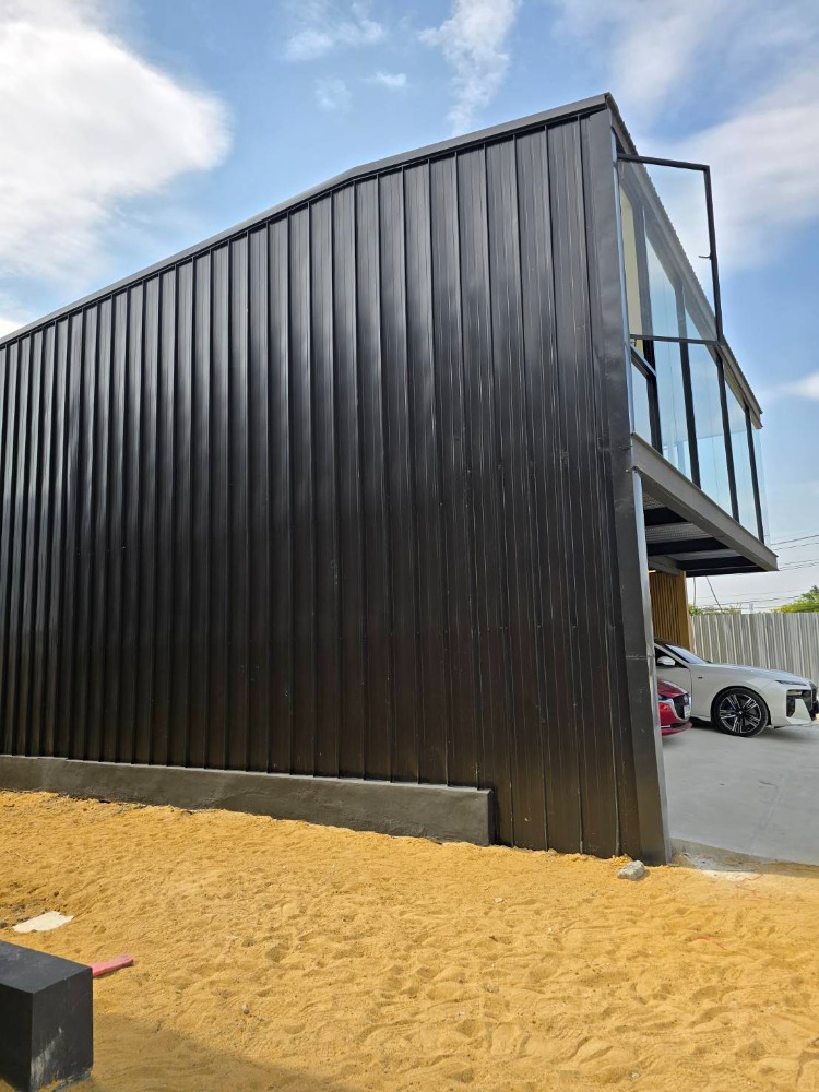 For RentShowroomRama5, Ratchapruek, Bangkruai : West Park Ratchaphruek, beautiful modern showroom. Near Ratchaphruek Road Newly built, ready to use Along Bang Kruai-Jong Thanom Road  Area 200 sq m.