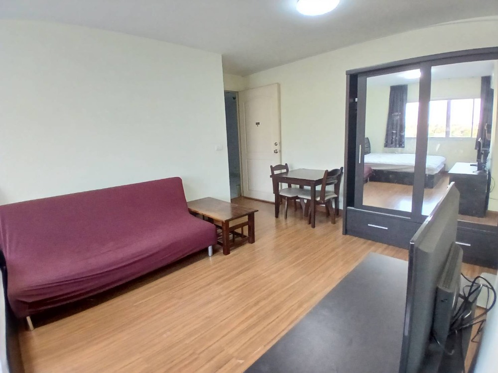 For RentCondoPattanakan, Srinakarin : For rent: The Season Srinakarin, has washing machine, corner room, call 0999983897