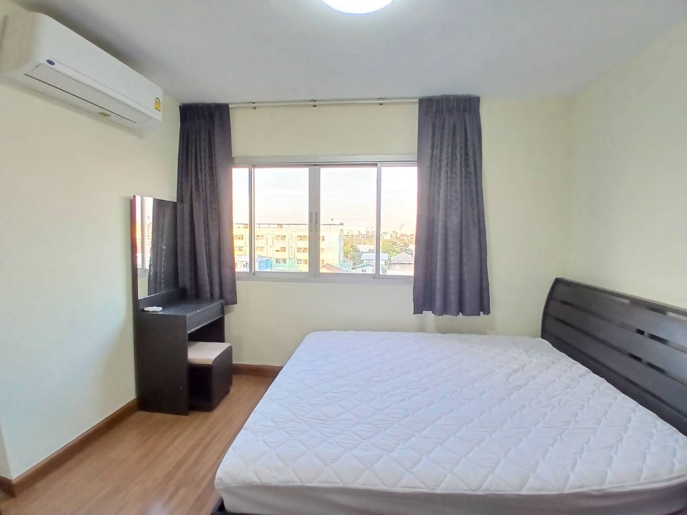 For RentCondoPattanakan, Srinakarin : For rent: The Season Srinakarin, has washing machine, corner room, call 0999983897