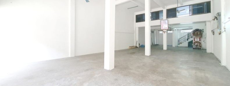 ขายอาคารพาณิชย์โชคชัย4 ลาดพร้าว71 : S-OFYJ101 ขาย อาคารพาณิชย์ โชคชัย4  4ชั้น ขนาด40ตร.ว. พื้นที่ใช้สอย 400ตรม 7นอน 4น้ำ 12ล้าน 064-959-8900