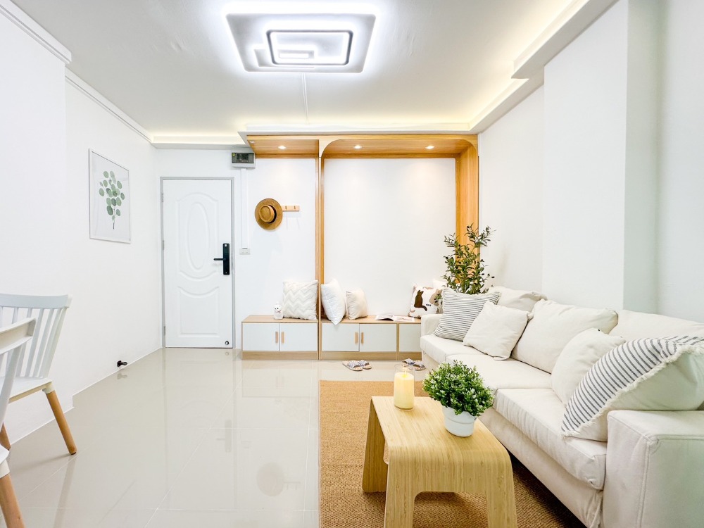 For SaleCondoRatchadapisek, Huaikwang, Suttisan : Condo priced less than a million in the heart of Ratchada 36, ​​pet-friendly condo, very new room.