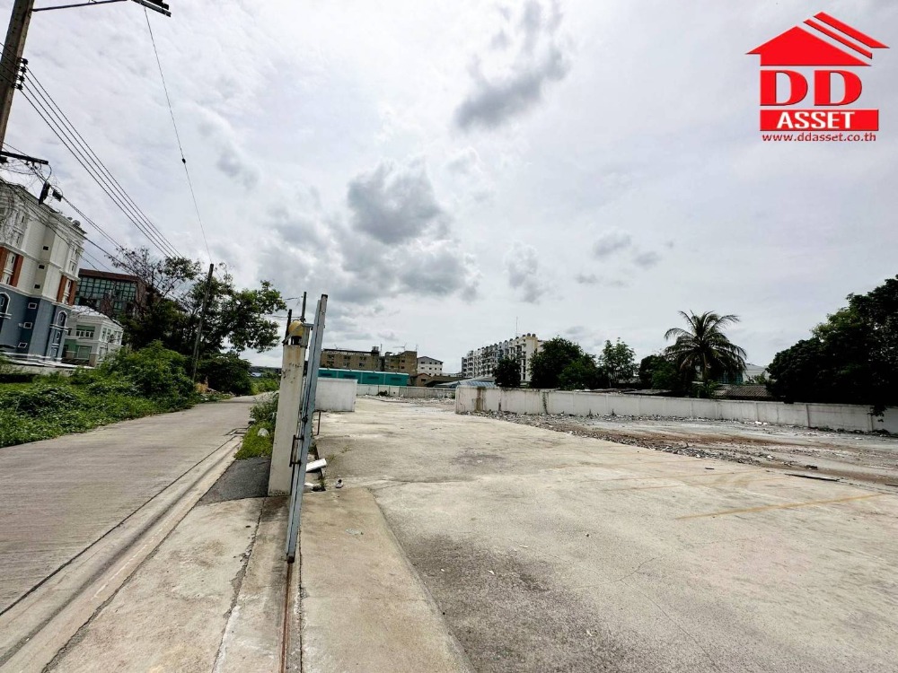 ขายที่ดินพัฒนาการ ศรีนครินทร์ : ขายที่ดินแปลงสวย ถนนศรีนครินทร์ รถไฟ้ฟ้า ศรีอุดม ห่างจากสถานีเพียง 150 เมตร รหัสทรัพย์ : L8014