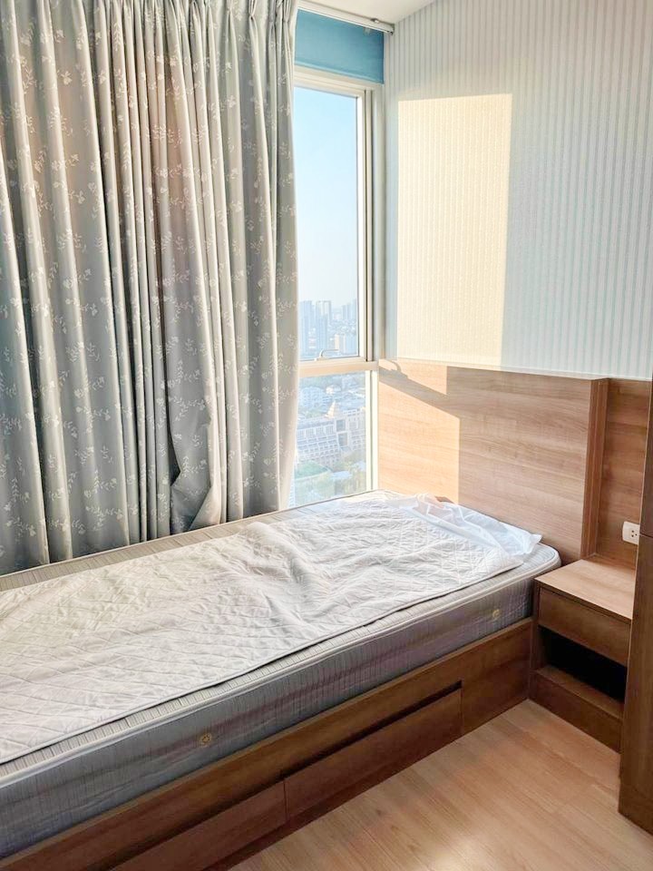 ขายคอนโดสะพานควาย จตุจักร : ขาย Rhythm พหล-อารีย์ 2 ห้องนอน 66 ตรม. ชั้น 35 ห้องมุม สวย ตกแต่งครบ พร้อมอยู่