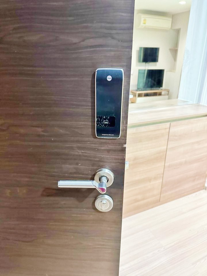 ขายคอนโดสะพานควาย จตุจักร : ขาย Rhythm พหล-อารีย์ 2 ห้องนอน 66 ตรม. ชั้น 35 ห้องมุม สวย ตกแต่งครบ พร้อมอยู่