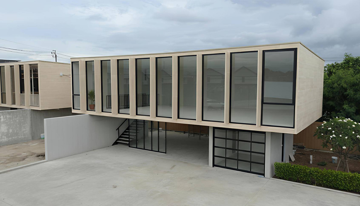 ให้เช่าโกดังพระราม 5 ราชพฤกษ์ บางกรวย : Rabbiz Park ราชพฤกษ์ Showroom office modernสวย ใกล้ถนนราชพฤกษ์ สร้างใหม่พร้อมเข้าใช้ ริมถนนบางกรวย-จงถนอม พื้นที่190ตร.ม.