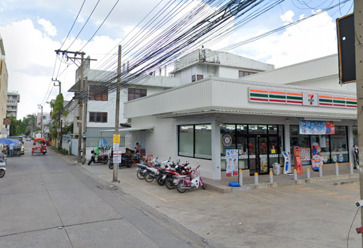 For SaleLandRama9, Petchburi, RCA : Urgent sale!! Land in Soi Soonvijai, 100 sq m., last plot.