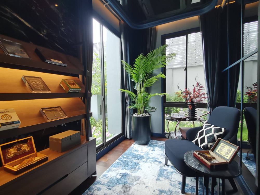 ◣ Type Dunstan◥  คฤหาสน์ 2 ชั้น 4 ห้องนอน | 121.60 ตร.ว. 499.00 ตร.ม. | ใกล้ เดอะ พาซิโอ พาร์ค กาญจนาภิเษก 2 นาที, ถนนกาญจนาภิเษก 2 นาที,  โรงพยาบาลธนบุรี 2 7 นาที Loading...