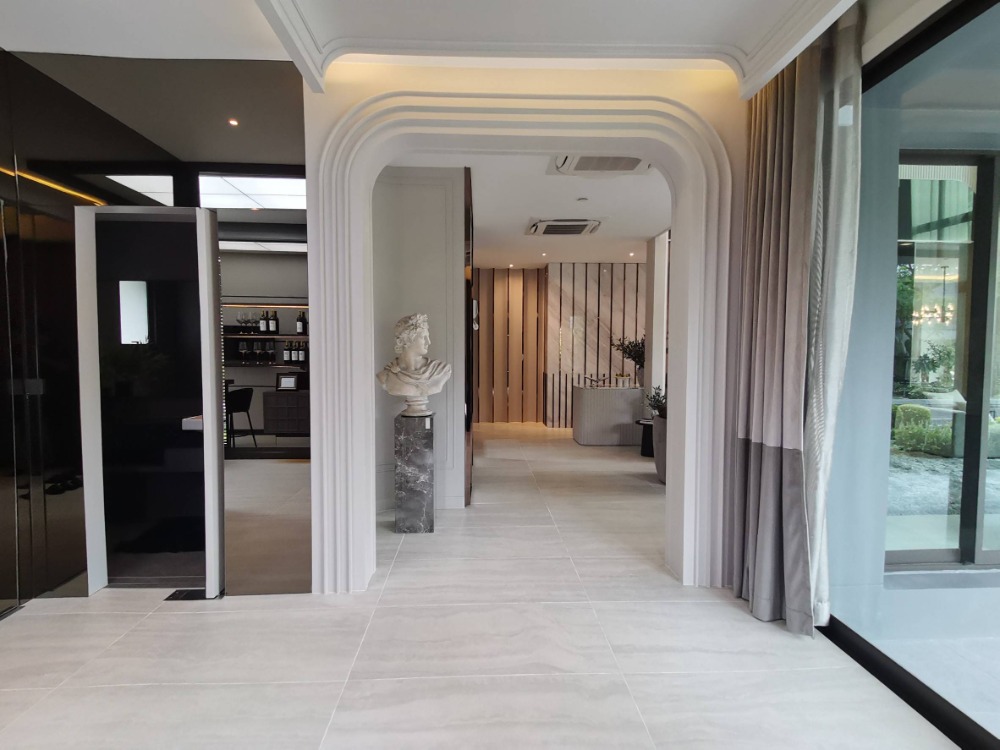 ◣ Type Aldhelm◥  คฤหาสน์ 2 ชั้น 5 ห้องนอน | 123.10 ตร.ว. 571.00 ตร.ม. | ใกล้ เดอะ พาซิโอ พาร์ค กาญจนาภิเษก 2 นาที, ถนนกาญจนาภิเษก 2 นาที,  โรงพยาบาลธนบุรี 2 7 นาที Loading...