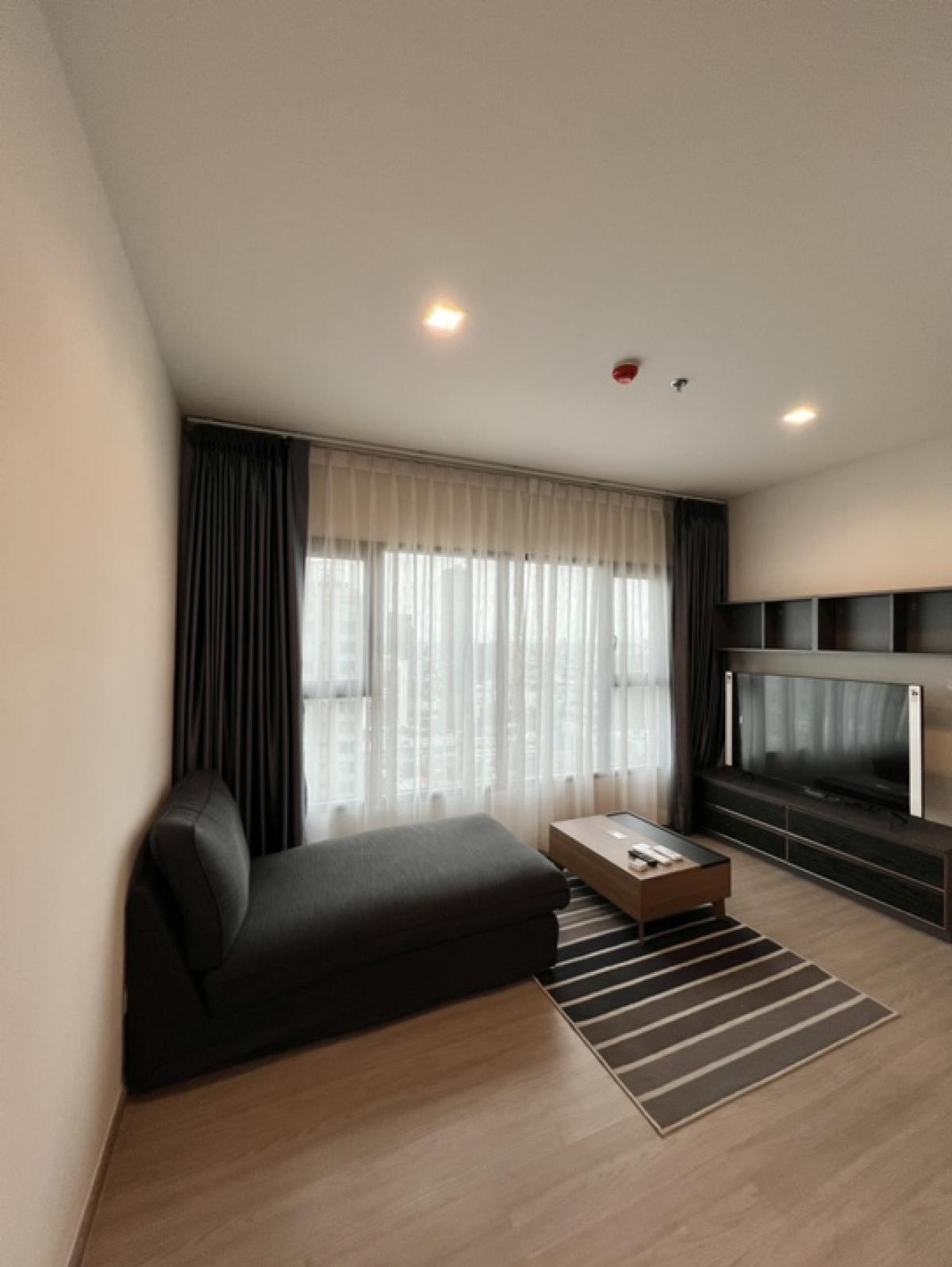 ให้เช่าคอนโดพระราม 9 เพชรบุรีตัดใหม่ RCA : ให้เช่า คอนโด The Base เพชรบุรี ทองหล่อ 16,000บาท 1ห้องนอน 34ตรม. MRTเพชรบุรี ARLมักกะสัน ใกล้ ทองหล่อ (400เมตร) สุขุมวิท อโศก RCA รัชดา เอกมัย พระราม9 มศว