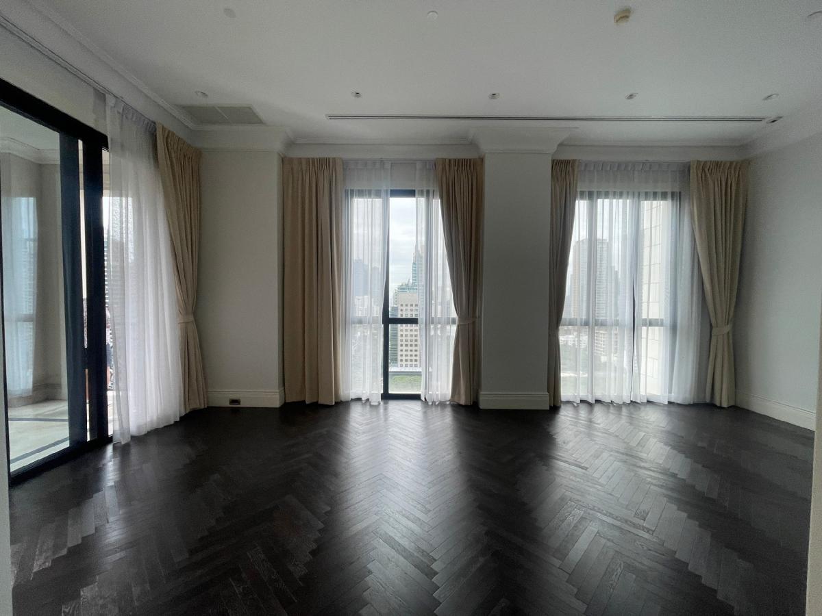 ให้เช่าคอนโดวิทยุ ชิดลม หลังสวน : For Rent 98 Wireless 2 Bedrooms 2 Bathrooms +1 powder room