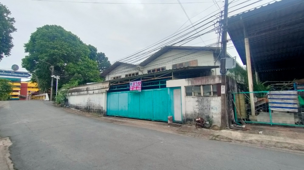 For SaleWarehouseBang kae, Phetkasem : Land already filled + warehouse, size 199.3 sq m., good location, good investment. Bang Khae Economic Village, convenient travel, can enter and exit in many ways.