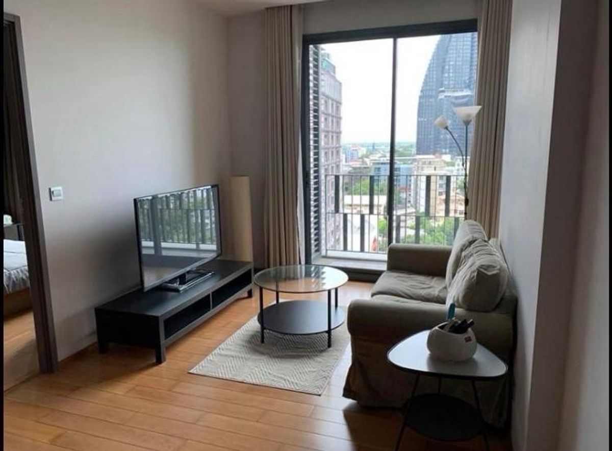 For RentCondoSukhumvit, Asoke, Thonglor : **Urgent for rent** Keyne by Sansiri Condo in the heart of Thonglor, next to BTS Thonglor, 1 bedroom, 1 bathroom, 48 sq m., 12th floor, beautifully decorated, fully furnished, ready to move in 1 bedroom, 1 bathroom, Size 48 sqm. Floor 12 with nice view