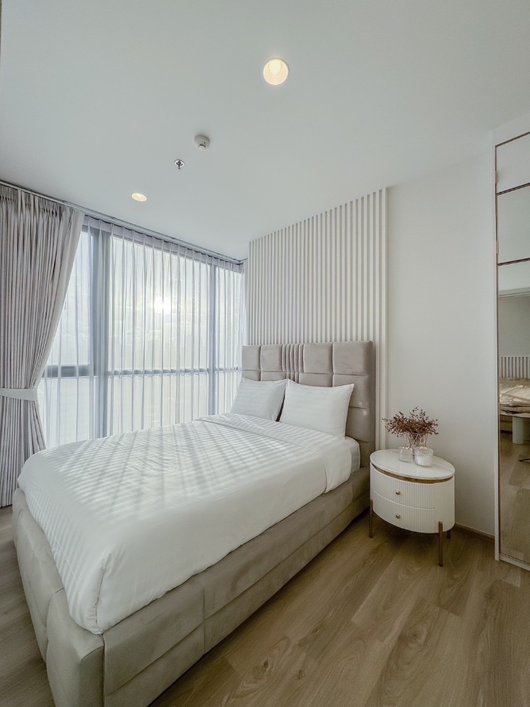 For RentCondoSukhumvit, Asoke, Thonglor : For rent: Oka Haus, new room, 33,000/month, area 41.20 sq m, 2 bedrooms, 1 living room, 1 bathroom.