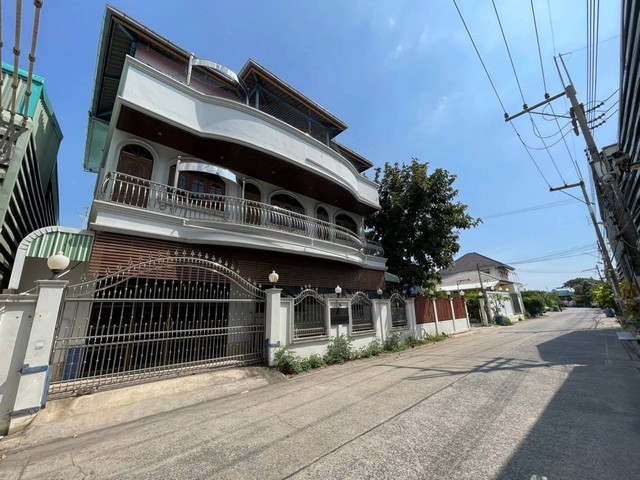 ขายบ้านมหาชัย สมุทรสาคร : ขายบ้านพร้อมโรงงาน 294 ตรว. ซอยโรงหล่อ ถนนกิจมณี  เมืองสมุทรสาคร