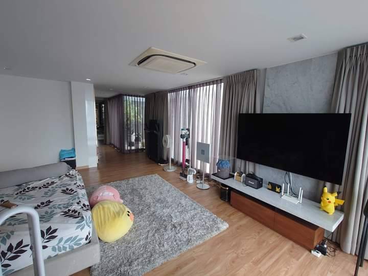 For SaleHome OfficeChokchai 4, Ladprao 71, Ladprao 48, : S-OLPC101 For sale, luxury home office in the heart of Lat Phrao-Chok Chai 4, size 49.5 sq m., 3.5 floors, usable area 385 sq m., 3 bedrooms, 4 bathrooms, 22.1 million, 064-959-8900