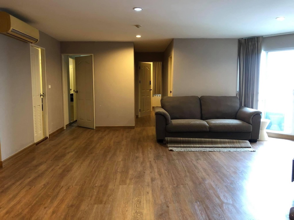 For RentCondoSathorn, Narathiwat : Belle Park Condo Narathiwas Rd. Sathorn For Rent 2 Beds 2 Baths 1 Study Fully Furnished