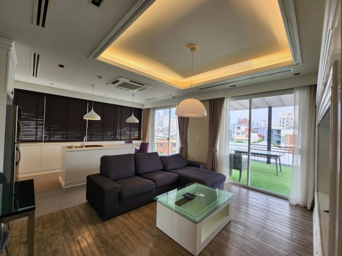 ให้เช่าคอนโดวิทยุ ชิดลม หลังสวน : 📢👇Huge size for 1 bed big living room, big balcony, Convenient place located just about 6 minutes walk to Lumpini Park and a 10 minutes walk to BTS Ploenchit, All Seasons Place.